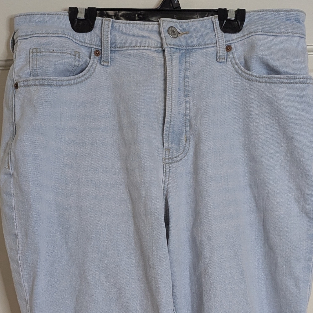 Old Navy Women's Light Blue Ankle Jeans
